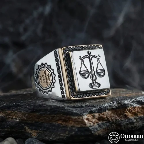 Adalet Terazisi Motifli Gümüş Erkek Yüzük