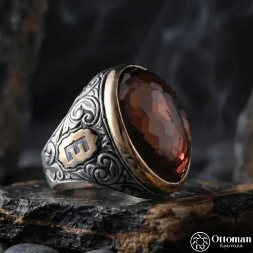 Kişiye Özel Gravürlü Zultanit Taşlı Gümüş Erkek Yüzük