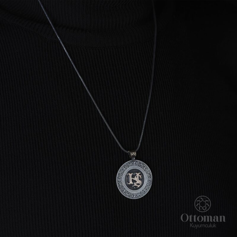 Harf Tasarımlı Gümüş Erkek Yüzük ve Kolye Set