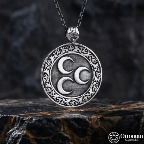 Üç Hilal Gümüş Madalyon Kolye