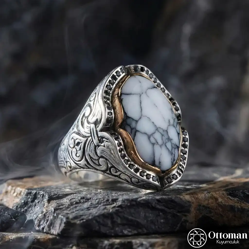 Handcrafted Turquoise Stone-set Silver Men's Ring
