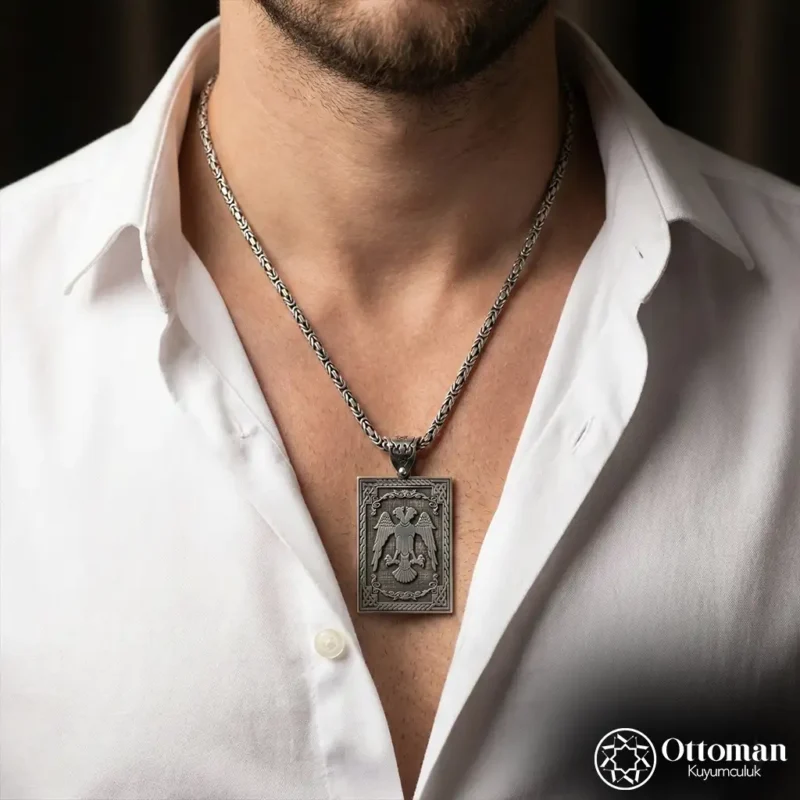 Çift Başlı Kartal Dikdörtgen Gümüş Madalyon Kolye