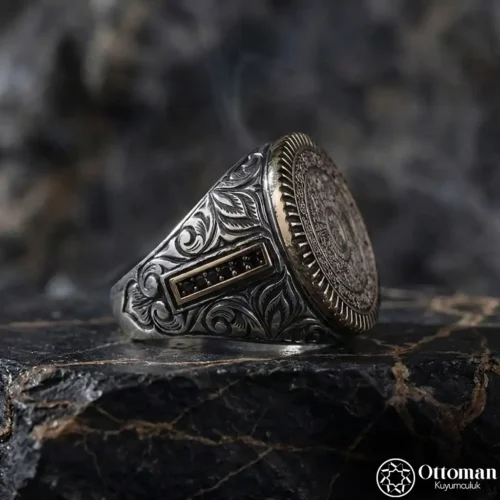 İnşirah Yuvarlak Gravürlü Gümüş Erkek Yüzük