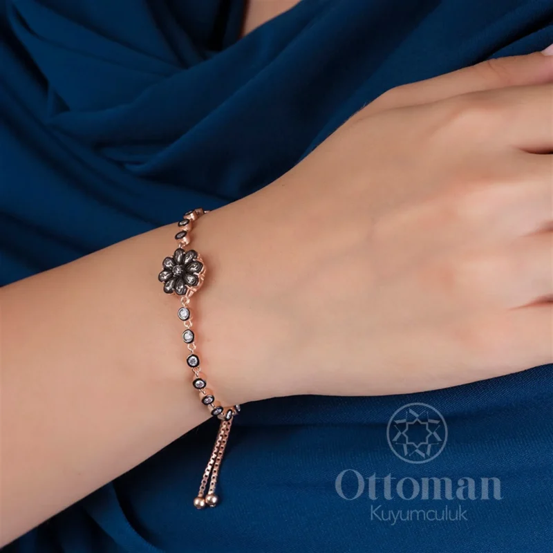 Çiçek Model Gümüş Kadın Bileklik
