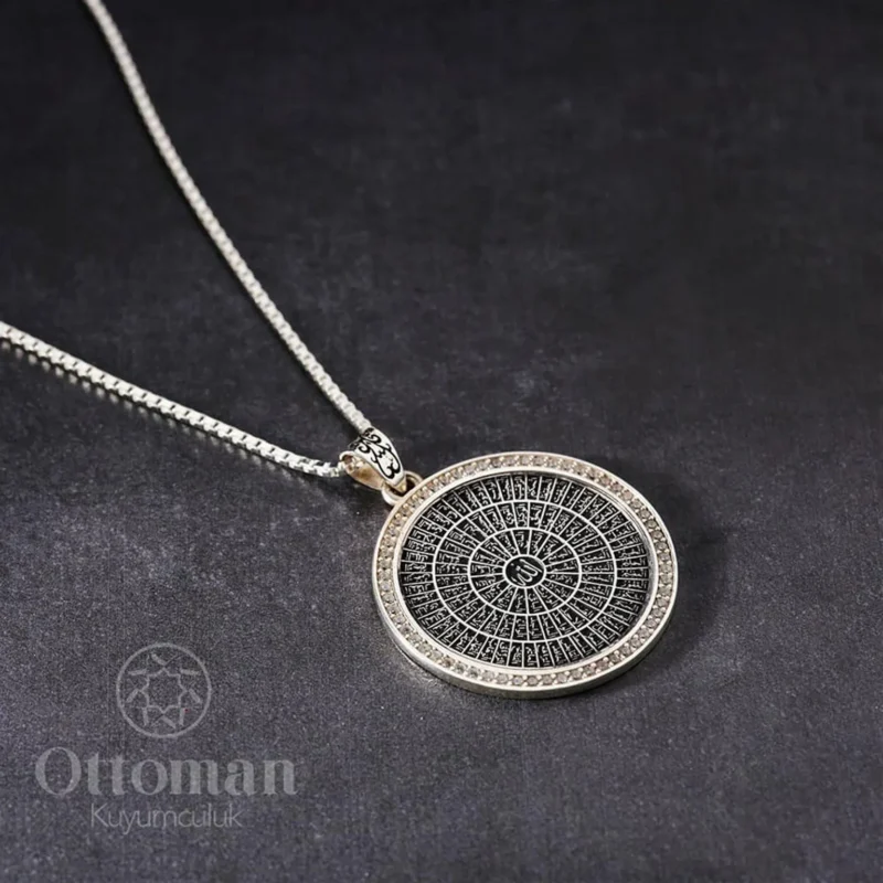 Esmaü'l Hüsna Zirkon Taşlı Gümüş Kadın Kolye