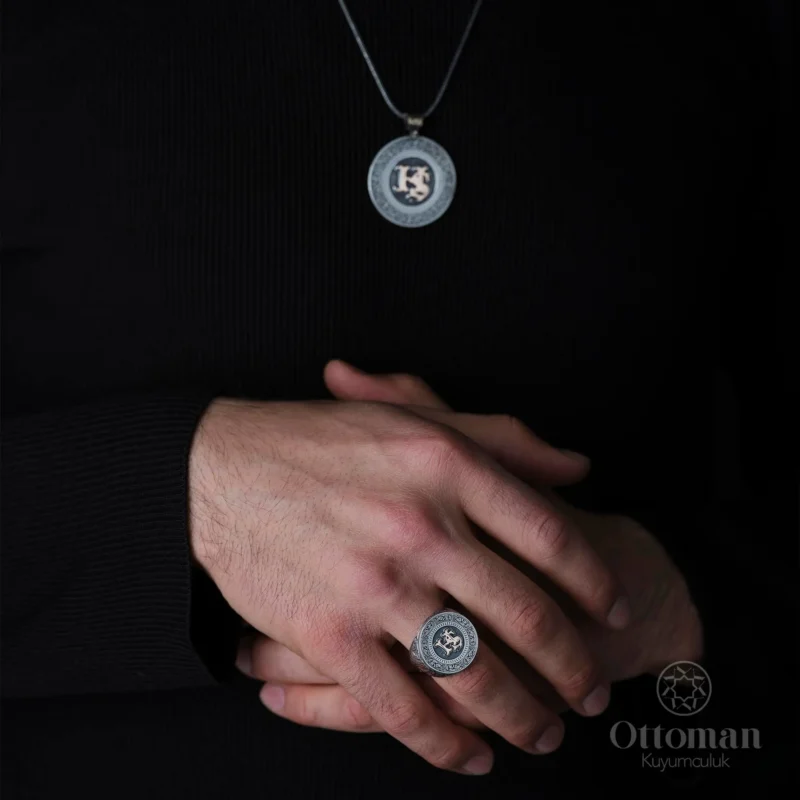 Harf Tasarımlı Gümüş Erkek Yüzük ve Kolye Set