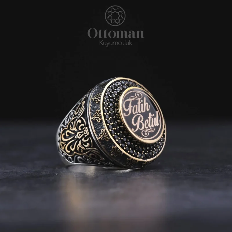 kisiye-ozel-isimli-gumus-erkek-yuzuk-70731b Kişiye Özel İsimli Gümüş Erkek Yüzük