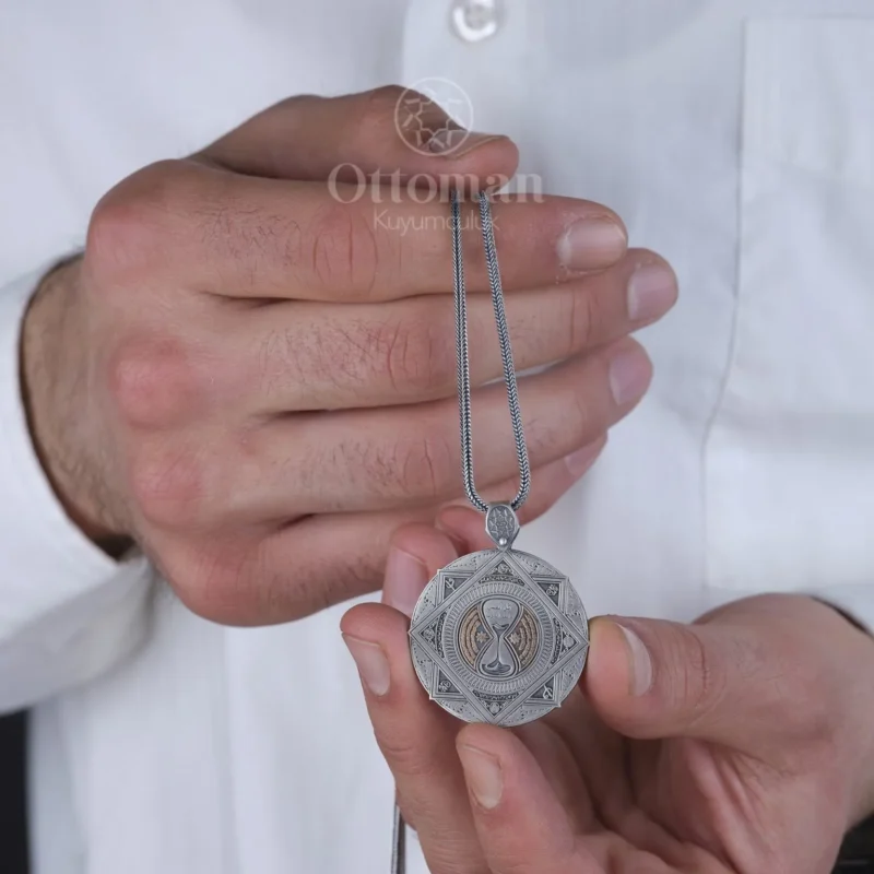 kum-saati-madalyon-kolye-64af9b Kum Saati Madalyon Gümüş Erkek Kolye