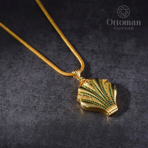 Midye Taşlı Kapaklı Gümüş Kadın Kolye