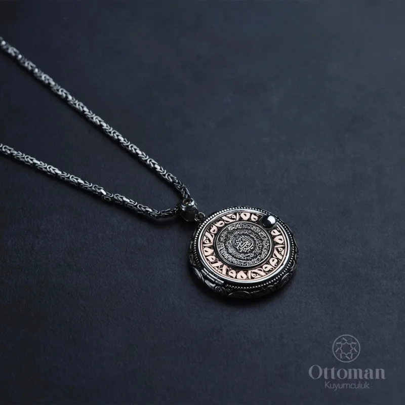 Kapaklı Koruma Dualı Gümüş Madalyon Kolye