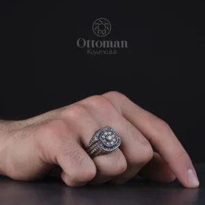Özel Tasarım Pırlanta Taşlı Gümüş Erkek Yüzük