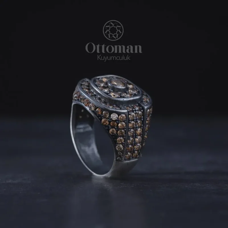 Özel Tasarım Pırlanta Taşlı Gümüş Erkek Yüzük