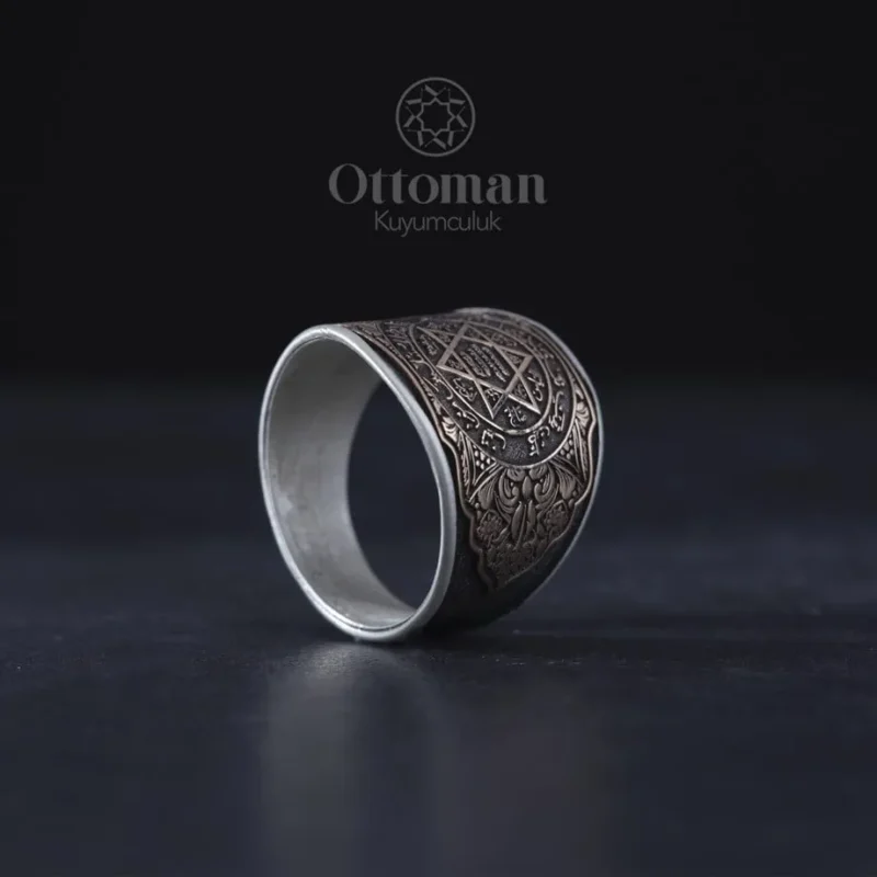 Sade Gravür Desenli Süleyman Mührü Gümüş Erkek Yüzük