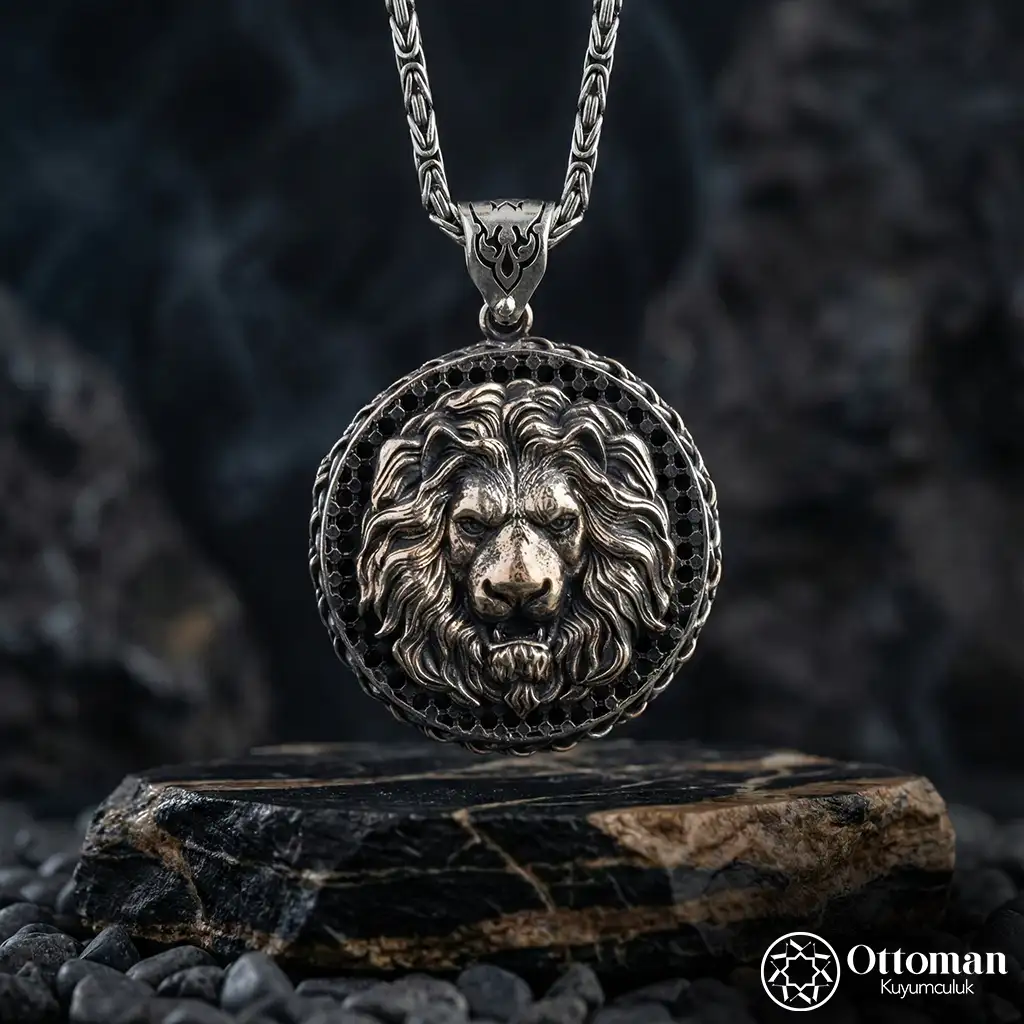 Lion Figured Silver Men's Necklace