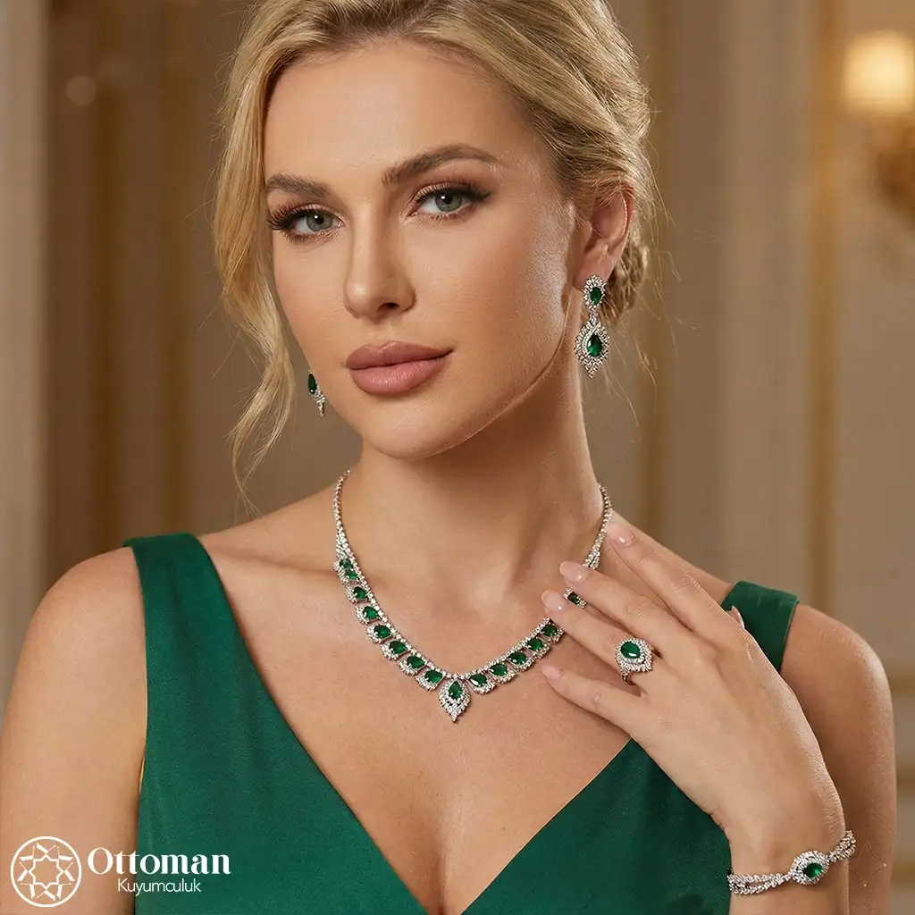 925 K Silver Collar Necklace Set