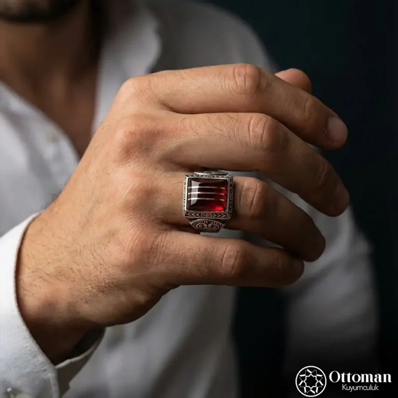 Kehribar Taşlı Yarma Gümüş Erkek Yüzük