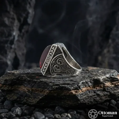 Kehribar Taşlı Yarma Gümüş Erkek Yüzük