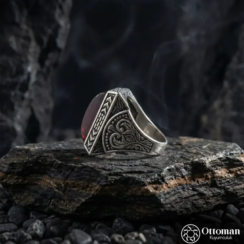 Kehribar Taşlı Yarma Gümüş Erkek Yüzük