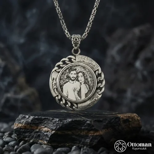 Kişiye Özel Resimli Gümüş Madalyon Kolye