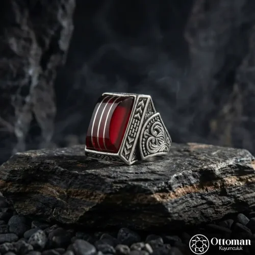 Kehribar Taşlı Yarma Gümüş Erkek Yüzük