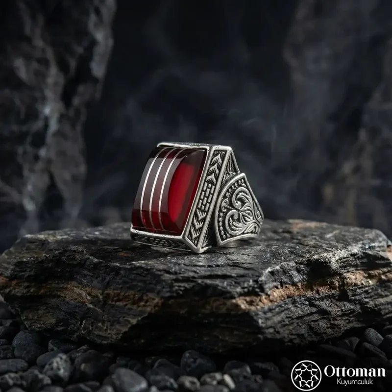 Kehribar Taşlı Yarma Gümüş Erkek Yüzük
