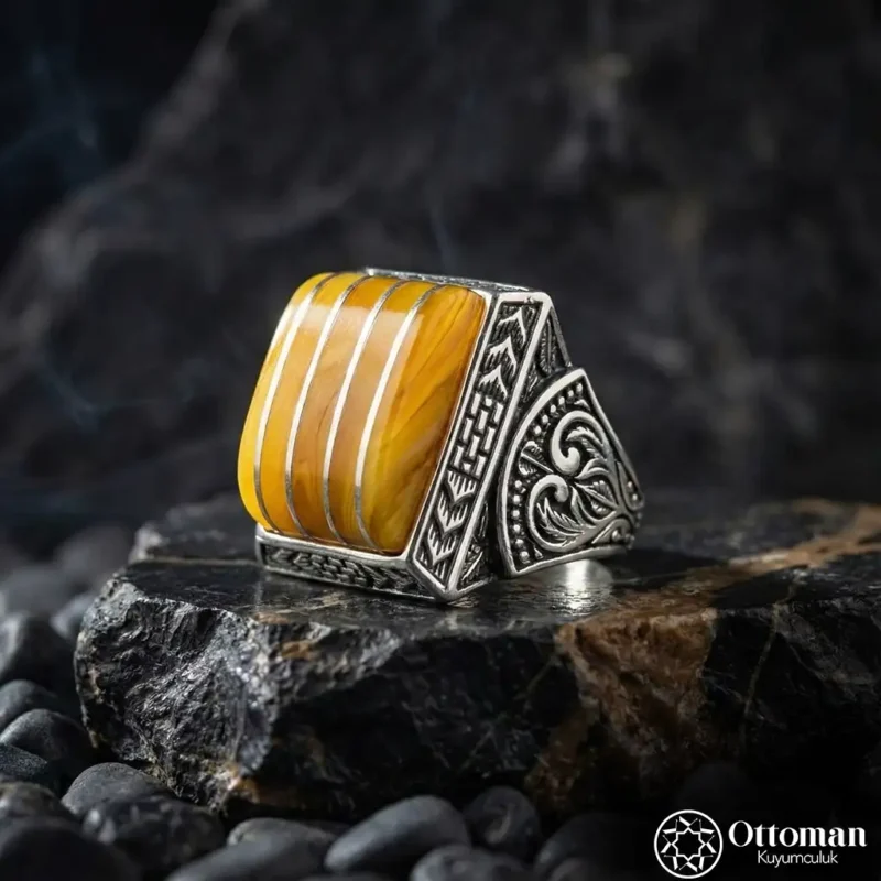 Damla Kehribar Taşlı Yarma Gümüş Erkek Yüzük