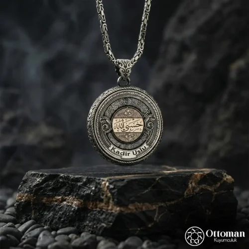 Kişiye Özel Çift Taraflı Hasbiyallah Gümüş Madalyon Kolye