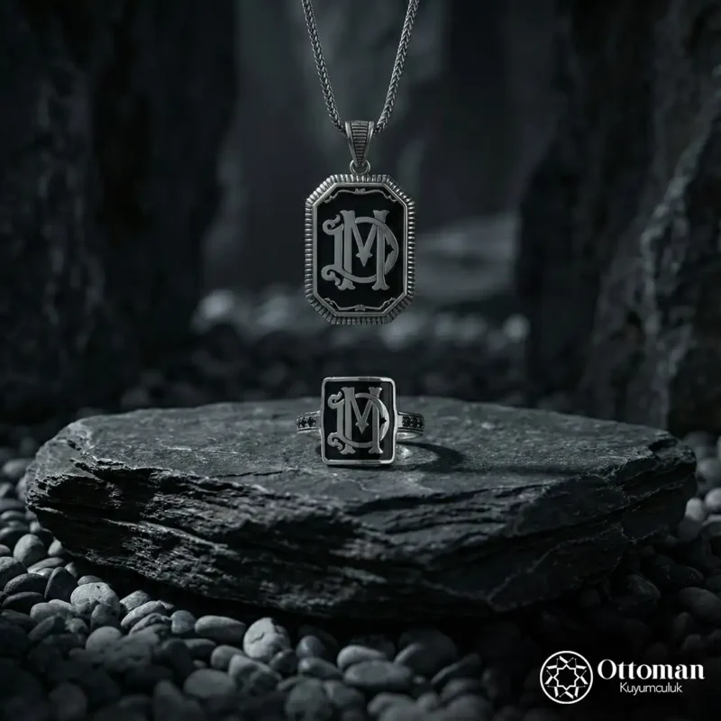 3 Harf Tasarımlı Gümüş Kolye Yüzük Set