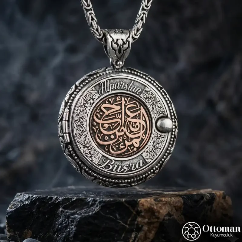 1 İsimli Dualı Kapaklı Gümüş Madalyon Kolye