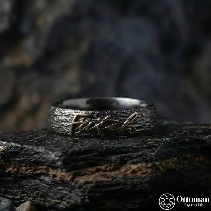 Ağaç Kabuğu Desenli İsimli Gümüş Yüzük