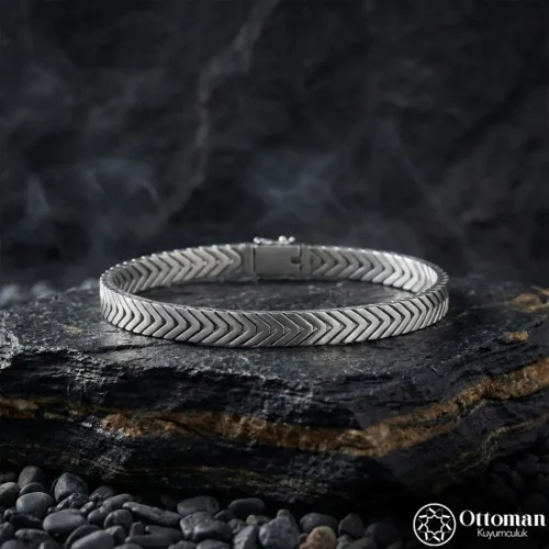 İstikrar Ok Desen Gümüş Bileklik Modeli