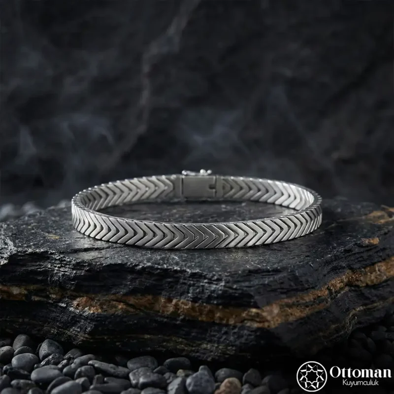 İstikrar Ok Desen Gümüş Bileklik Modeli