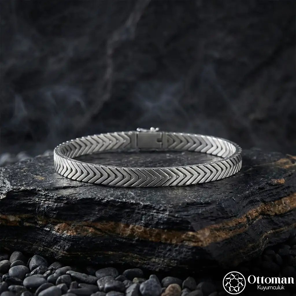 İstikrar Ok Desen Silver Bracelet