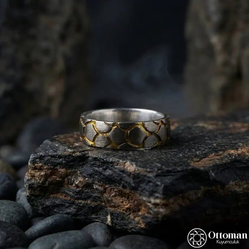 Taş Desenli Gümüş Kadın Alyans