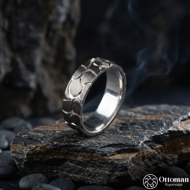 Taş Desenli Gümüş Erkek Alyans