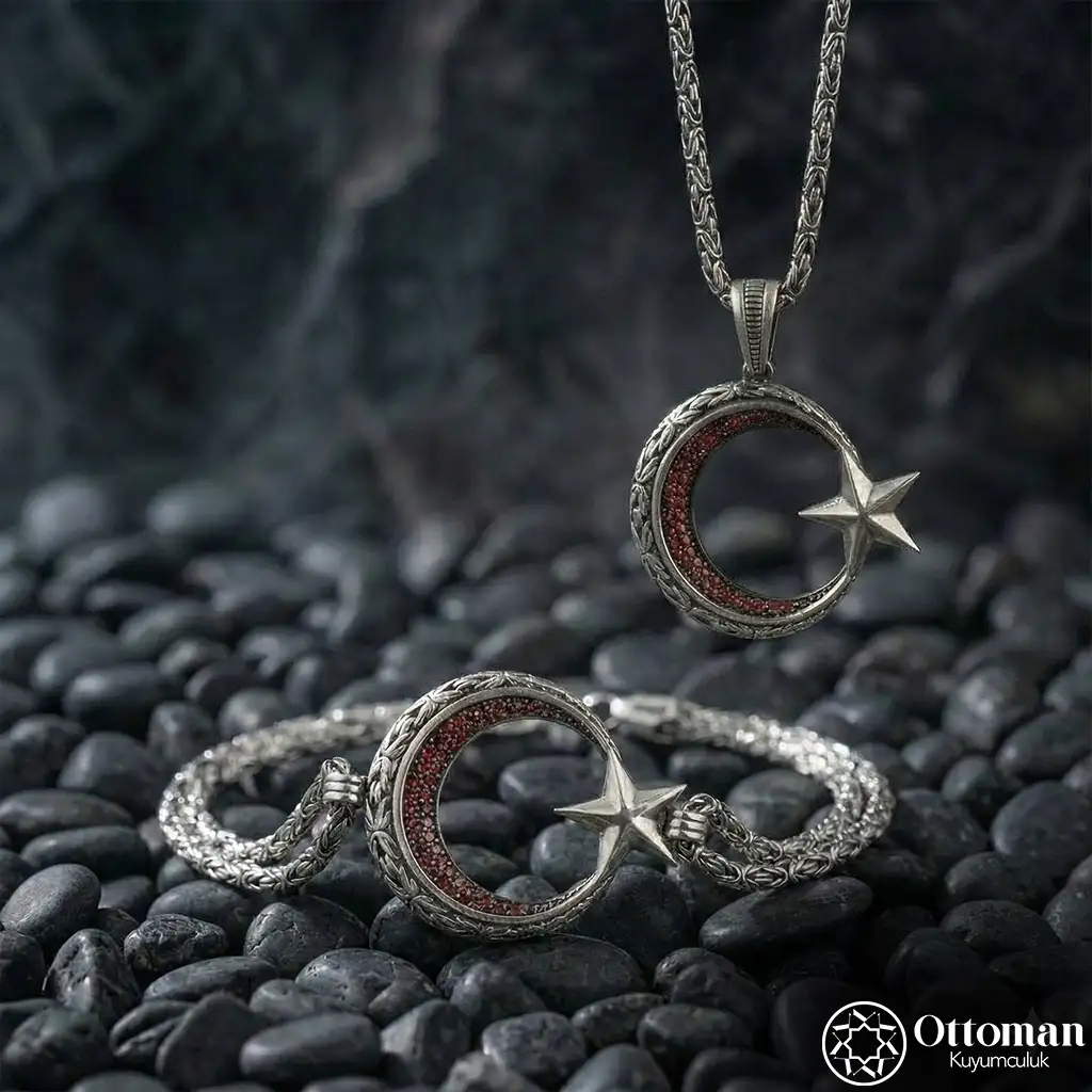 Star and Crescent Silver Necklace & Bracelet Set