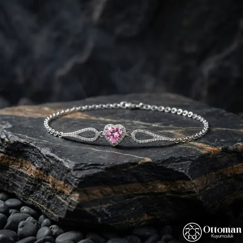 Pembe Kalp Taşlı Zarif Gümüş Kadın Bileklik