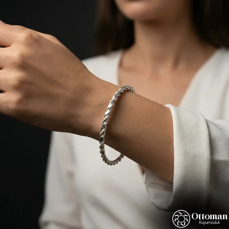 925 Ayar Gümüş Bilezik