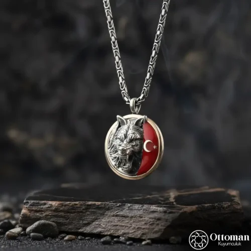 Ay Yıldızlı Bozkurt Gümüş Erkek Kolye