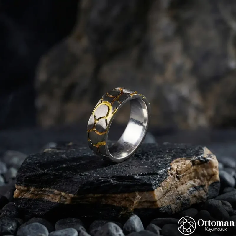 Taş Desenli Gümüş Kadın Alyans