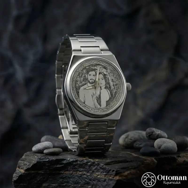 Fotoğraflı Gümüş Kadranlı Kadın Kol Saati
