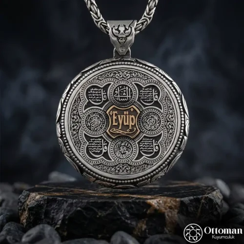 Ay Yıldızlı İsimli Kapaklı Gümüş Madalyon Kolye