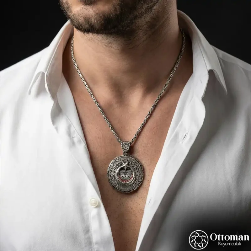 İsimli Ay Yıldızlı Gümüş Madalyon Kolye