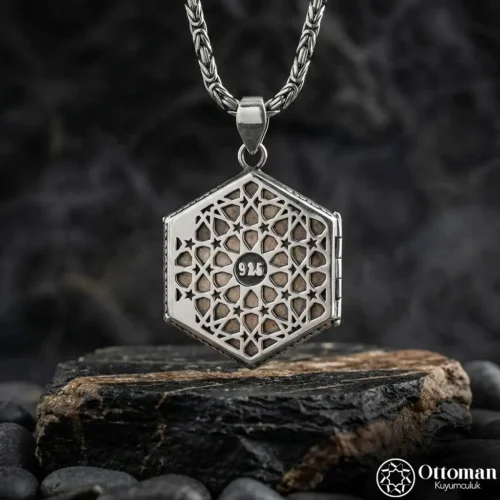 Dualı Altıgen Gümüş Madalyon Kolye