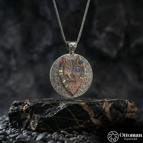 İsimli Kurtlu Gümüş Erkek Kolye