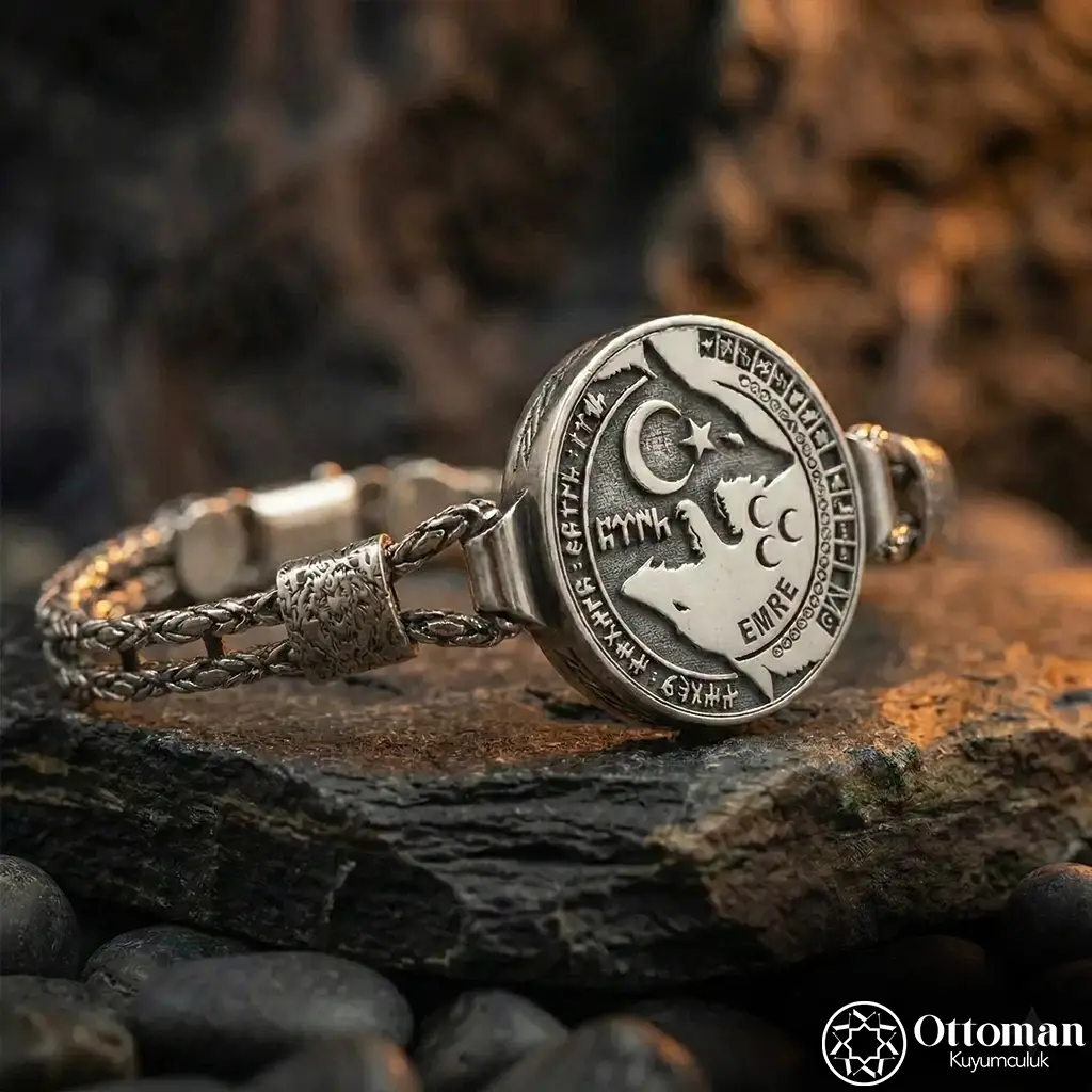 Grey Wolf Personalized Silver Bracelet