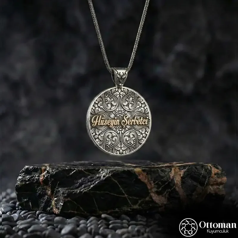 3 İsimli Kurtlu Gümüş Erkek Kolye