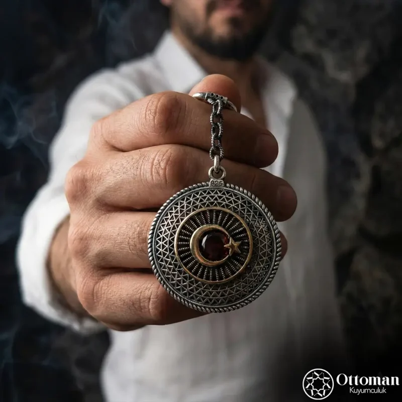 3 Kırmızı Taşlı Ay Yıldız Telkari Gümüş Anahtarlık