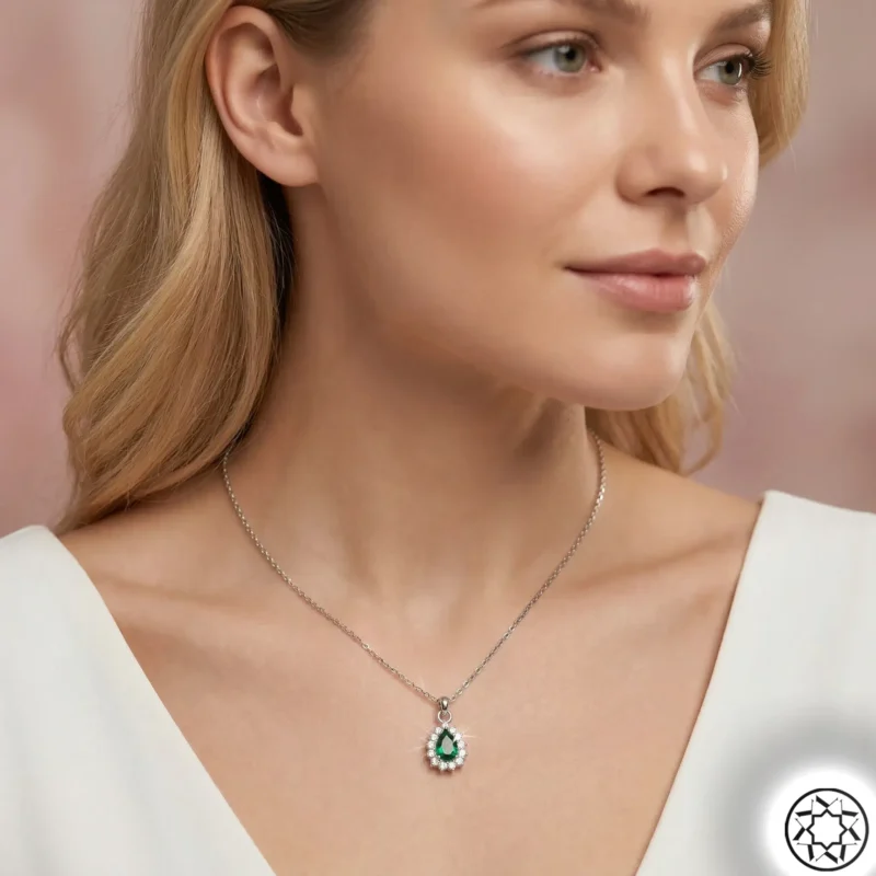 Yeşil Taşlı Damla Modeli Kadın Gümüş Kolye