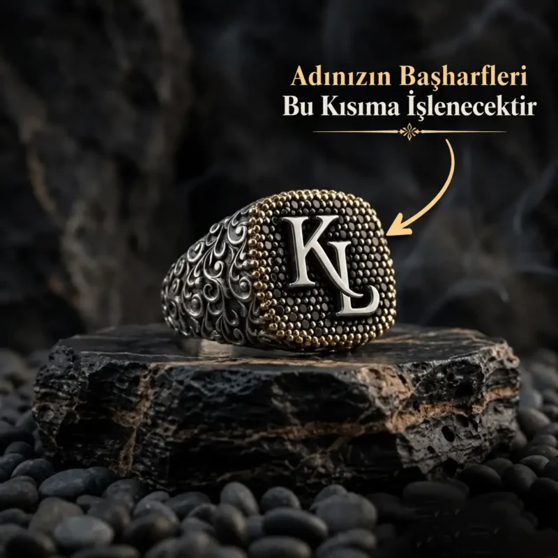 Harfli ve Gravür İşlemeli Gümüş Yüzük
